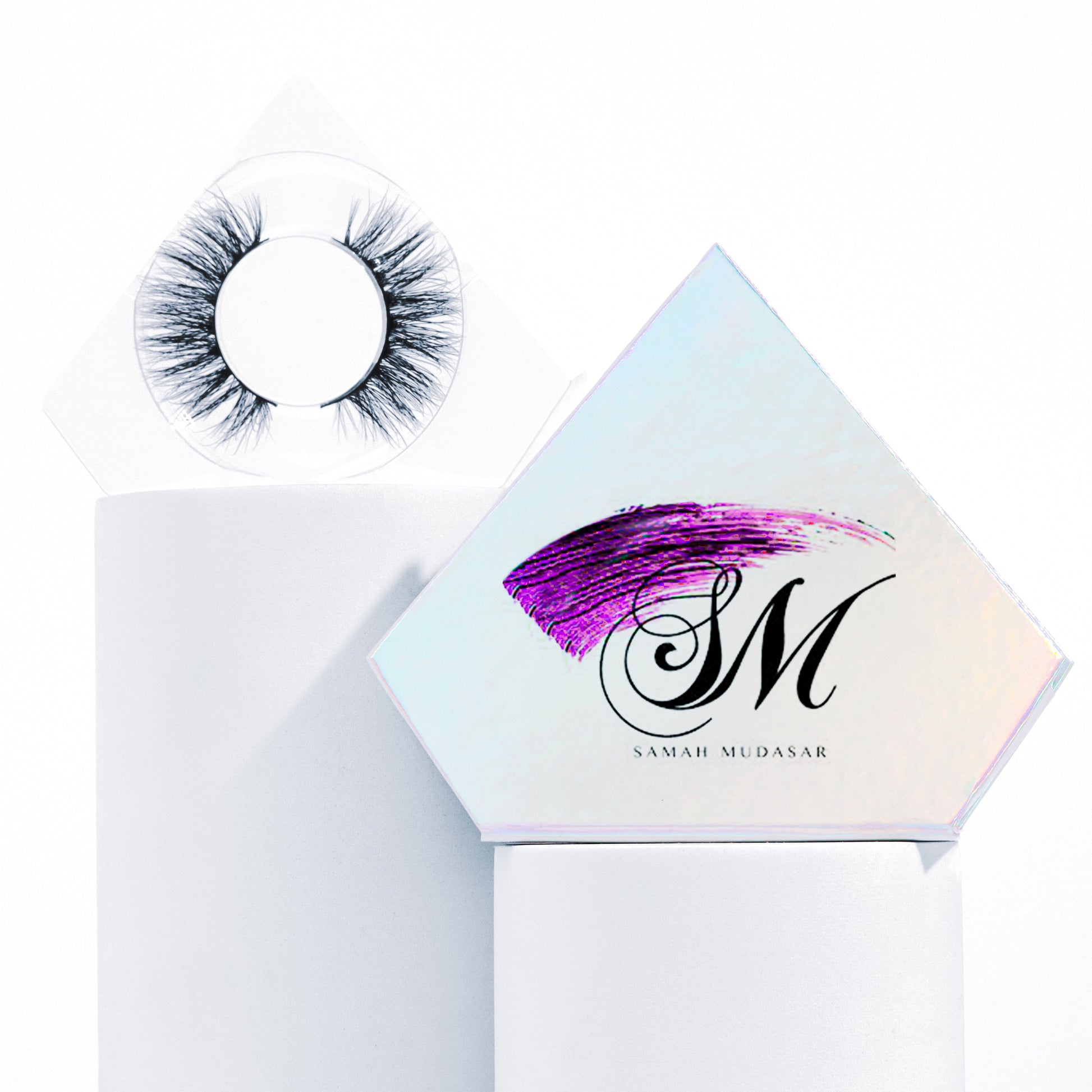 premium lashes by Samahmbeauty