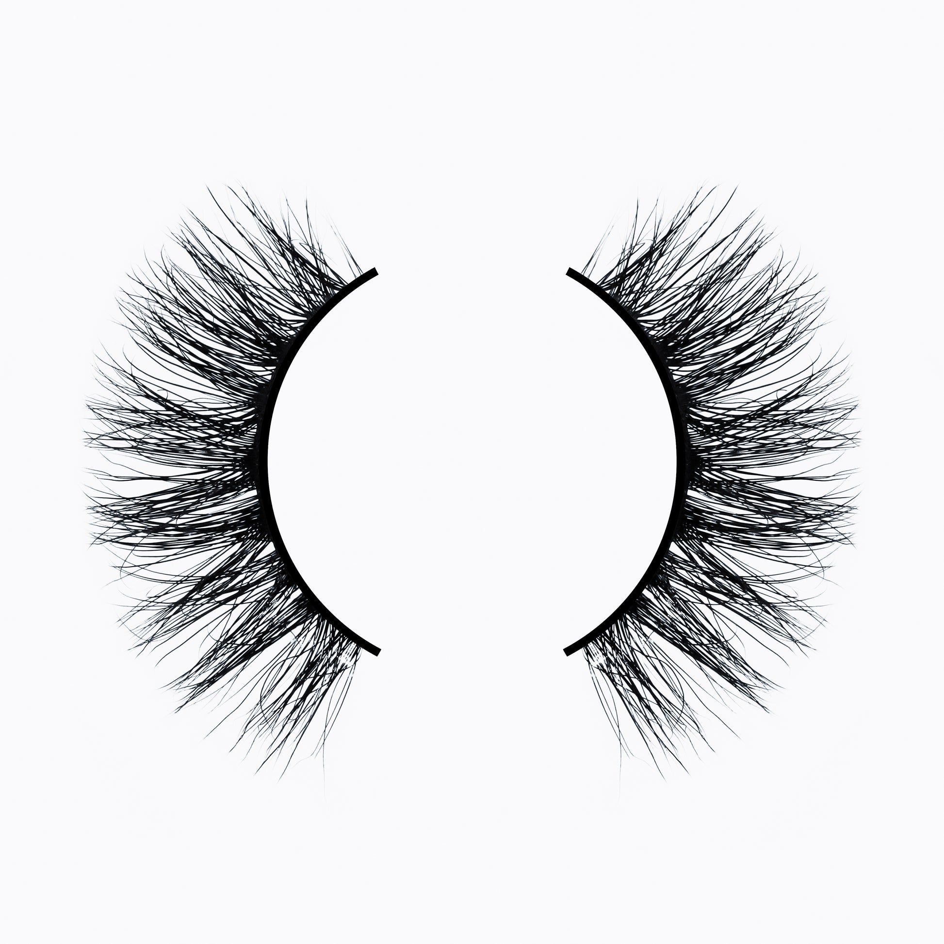 premium lashes by Samahmbeauty